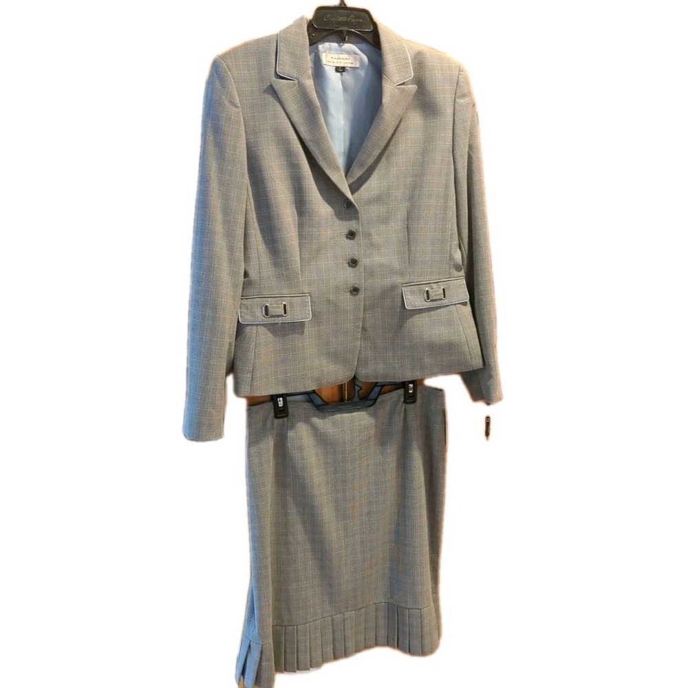 NEW Tahari Arthur S. Levine Skirt Suit Size 12 Classic Tailored Blazer‎ Set 2 PC